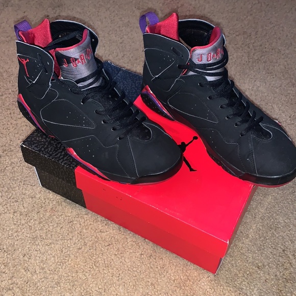 Jordan Retro 7 Raptors - Picture 2 of 5